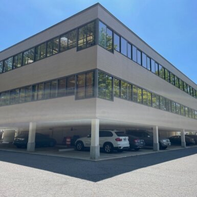 1465-west-post-east-westport